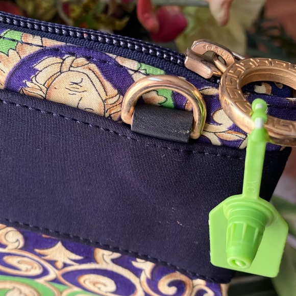 VERSACE Medusa Tote in vibrant amazing colors. Authentic! Gorgeous - Picture 9 of 15
